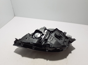 VOLVO S90 (2016–2026) Esituli 31446505 - 8