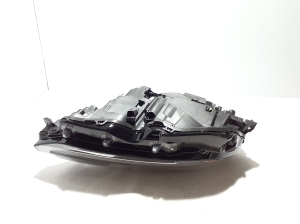 VOLVO S90 (2016–2026) Esituli 31655793 - 2