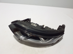 RENAULT Koleos (2016–2026) Headlight 260600731R - 5