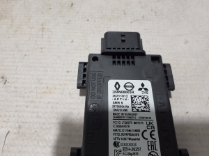 RENAULT Megane E-Tech CMF-EV (2022–2026) Blind spot radar Distronic 284N08003R - 3