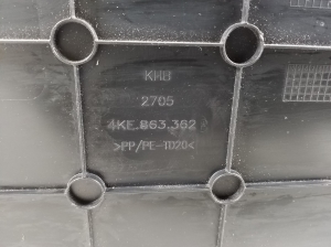 AUDI e-tron SUV (2018–2026) Storage box under the hood 4KE863362B - 3