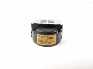 Mercedes Benz E-Class W207 (2009–2017) Rain sensor A2079010600 - 3