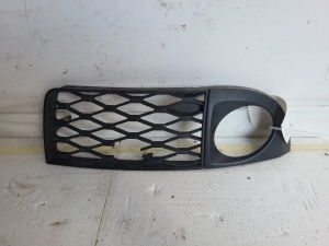 Front bumper lower grille - 4Z7807682