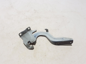 Hood hinge - 654005823R
