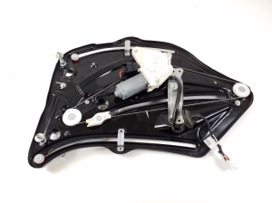 Mercedes Benz E-Class W207 (2009–2017) Rear fork windscreen lifter and its components A2076701603 - 2