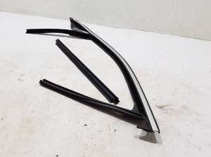 Mercedes Benz GLC-Class 253 (2015–2019) Esiukse tihenduskumm A2537257300 - 4