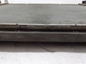 VOLVO XC90 (2002–2014) Cooling radiator 30681823 - 2