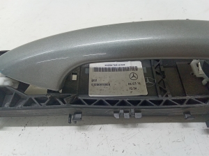 Mercedes Benz C-Class 204 (2007–2014) Vorderer Außentürgriff 05080801 - 3