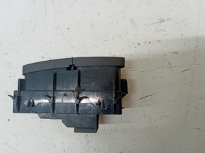 Mercedes Benz C-Class 204 (2007–2014) Esiukse muu osa A2049058502 - 2