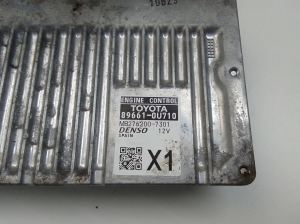 TOYOTA Yaris (2011–2020) Engine control unit 896610U710 - 3