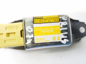 TOYOTA Prius W20 (2003–2011) Airbagsensor 8983347030 - 2
