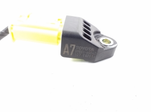 TOYOTA Land Cruiser 150 (2009–2026) Airbagsensor 8983160040 - 3