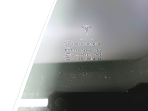 Tesla Model S S (2012–2026) Türscheibe hinten - 3