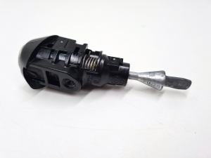 Volkswagen Golf VIII (2019–2026) Front door lock cylinder 5H0837167A - 2