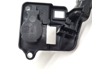 Opel Crossland X X 75 (2017–2026) Rear corner tail light bulb holder 207999 - 5
