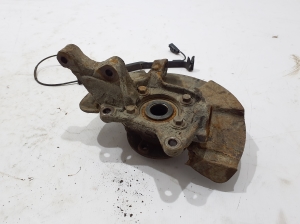 VOLVO XC90 (2002–2014) Front wheel hub 31200316 - 3