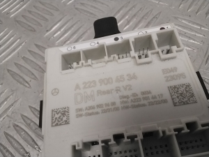 Mercedes Benz EQE X294 (2022–2026) Rear side door control unit A2239004534 - 4