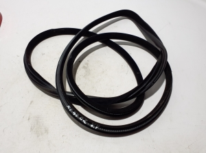 VOLVO XC90 (2002–2014) Front door rubber seal 30799576 - 2