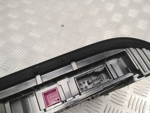 Mercedes Benz EQE X294 (2022–2026) Front interior lighting panel A0009006940 - 3