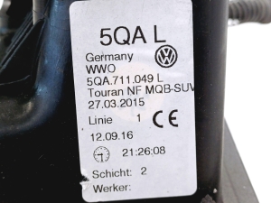 Volkswagen Touran III (2015–2026) Käiguvahetuse mehhanism 5QA711049L - 4