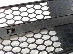 Alfa Romeo 147 (2000–2010) Front bumper lower grille 46557853 - 4