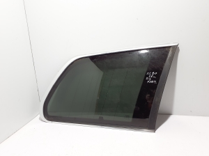 Vitre de custode arrière - 30779651