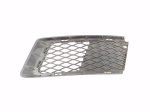 Front bumper lower grille - 7154719