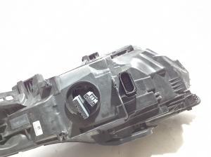 Polestar 2 II (2021–2026) Headlight 31698076 - 4