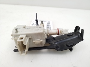 AUDI TT (1998–2006) Verschluss des Tankdeckels - 3
