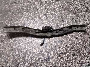 TOYOTA Auris E18 (2012–2018) Priekšējā rāmja vidusdaļa 5320502200 - 4