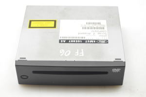 CD changer - 4M5T10E887AE