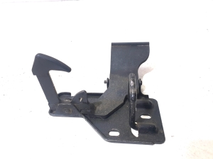 Hood latch - 7H0823480A