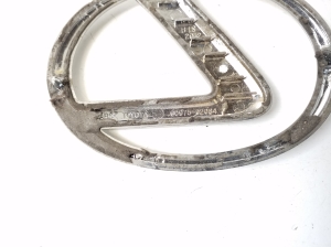 LEXUS RX GGL1 (2009–2015) Emblem 9097502084 - 2
