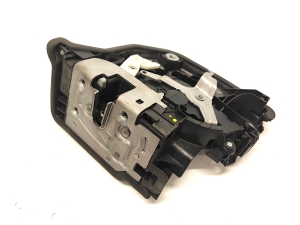BMW X1 F48 (2015–2022) Front door lock 7281931 - 4