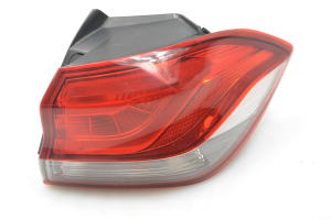 Eckleuchte hinten - 92402G30