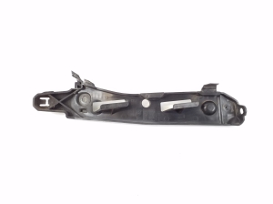 Front bumper bracket - 7P5807049B