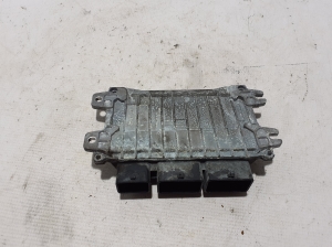 RENAULT Arkana (2019–2026) Engine control unit 237105990S - 3