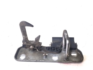Volkswagen Golf VI (2008–2013) Kapoti lukk 1Q0823480 - 3