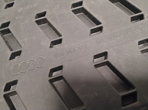 AUDI Q3 8U (2011–2018) Fußmatten 8U1061501 - 3