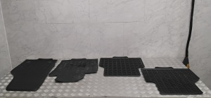 Floor mats - 8U1061501