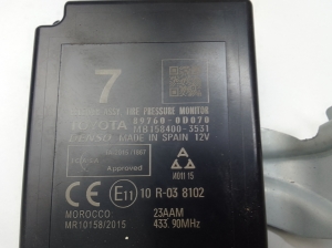 TOYOTA Yaris (2011–2020) Tire pressure control module 897600D070 - 2