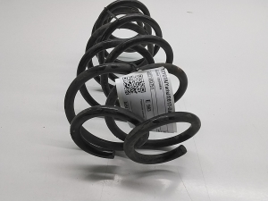 TOYOTA Yaris (2011–2020) Tagumine vedru 482310D751 - 2