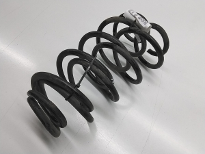 TOYOTA Yaris (2011–2020) Tagumine vedru 482310D751 - 4