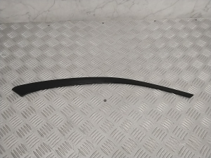 Rear quarter window outer molding - A2946731600