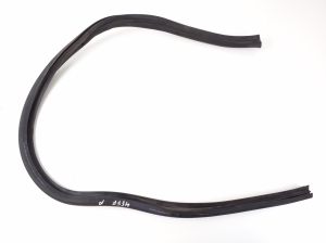   Hood seal  - 7P5823727C 