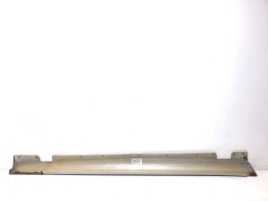 Mercedes Benz E-Class W211 (2002–2009) Karbi välimine ilupaneel A2116900340 - 2