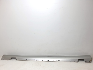 Mercedes Benz E-Class W211 (2002–2009) Karbi välimine ilupaneel A2116900340 - 3