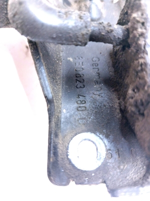 AUDI A4 B6 (2000–2005) Hood latch 8E0823480D - 2