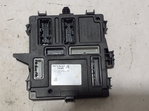 RENAULT Arkana (2019–2026) Mugavusmoodul 284B10364R - 3