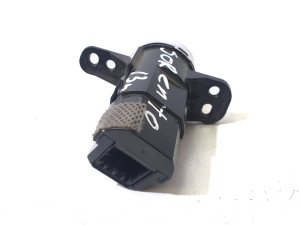 Kia Sorento (2009–2014) Ignition switch - 2